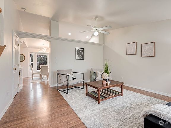 5th image of 27907 73rd Avenue NW