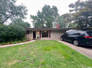 830 Stardust Dr, Herrin, IL 62948