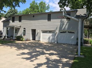 914 5th St, Friend, NE 68359