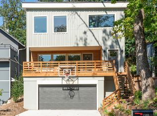 2385 Commonwealth Ave, Saint Paul, MN 55108