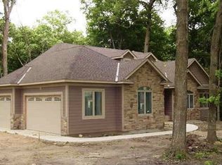 8184 Davis St, Loretto, MN 55357