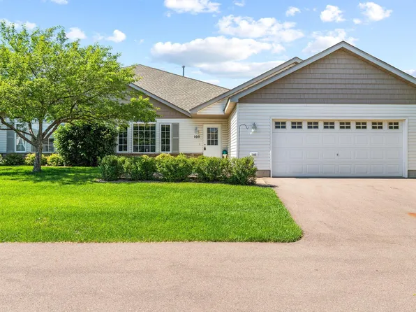 105 Bridgewater Trl, Hudson, WI 54016