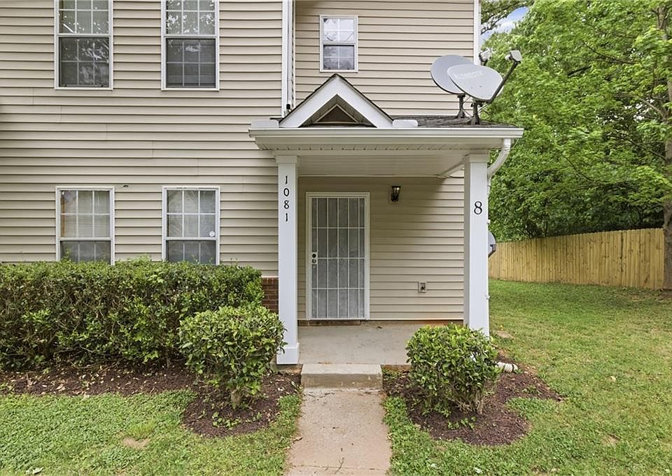 1st image of 1081 Estes Dr SW #504