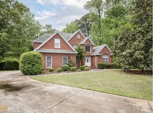 585 Fielding Ct, Fayetteville, GA 30215