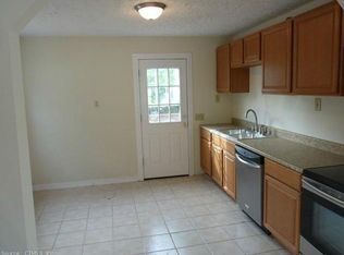 16 Midway Oval, Groton, CT 06340
