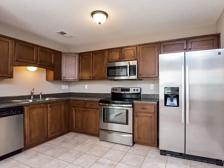 1367 Arbor Lake Dr — Photo 6