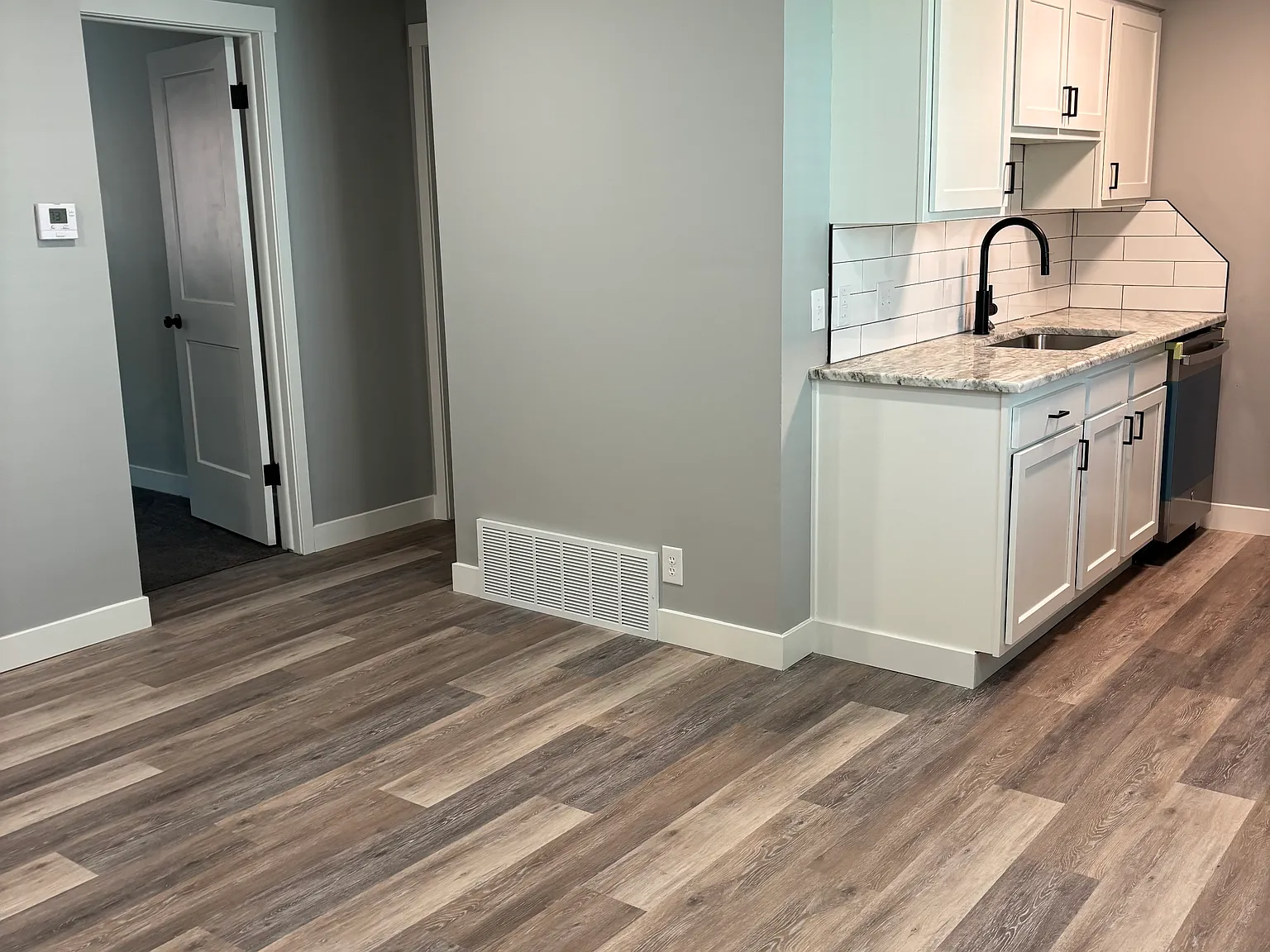 1 bed, 640 sqft, $1,100 — Photo 1