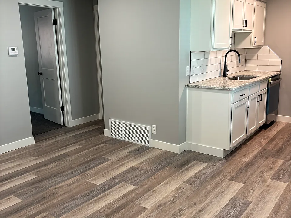 4816 Capitol Ave #4
