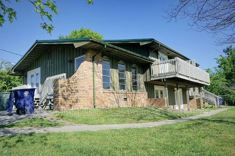 1st image of 4654 Cary Ln Unit 2