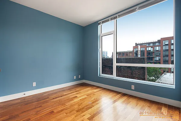 Sold by aptsandlofts.com | media 12