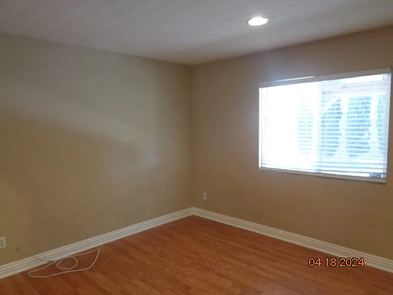 2064 W Avenue K #6 — Photo 10