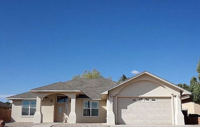 1st image of 441 Brentwood Dr