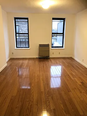 Rented by Taichi Fudosan | media 9