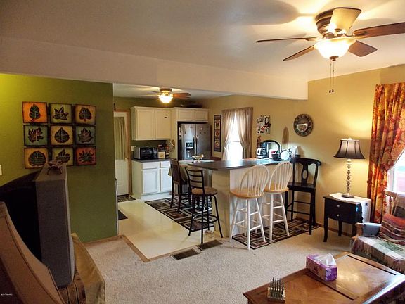 4th image of 1732 Winchester Dr