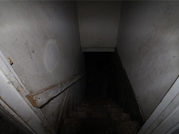 5th image of 1845 N Milburn St