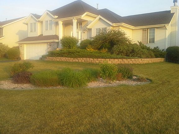 3rd image of 4095 Berkshire Way