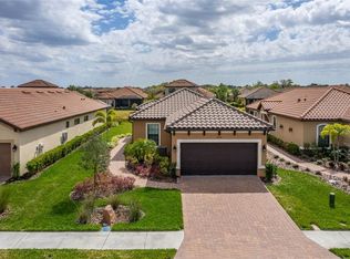 10446 Highland Park Pl, Palmetto, FL 34221