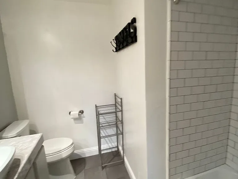 2813 Coventry Dr — Photo 9