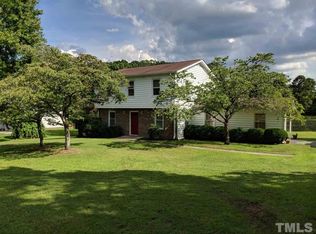 1811 Chandellay Dr, Durham, NC 27705