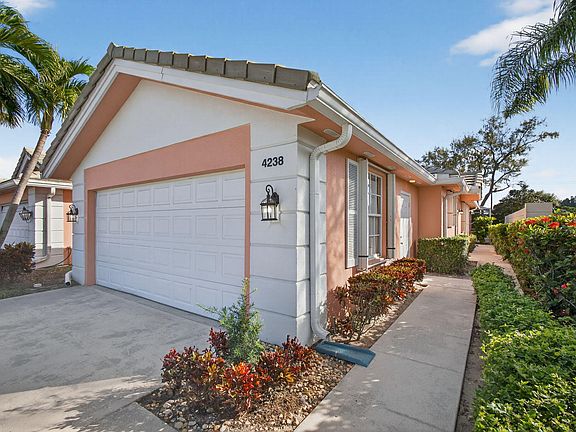 4th image of 4238 Royal Oak Drive