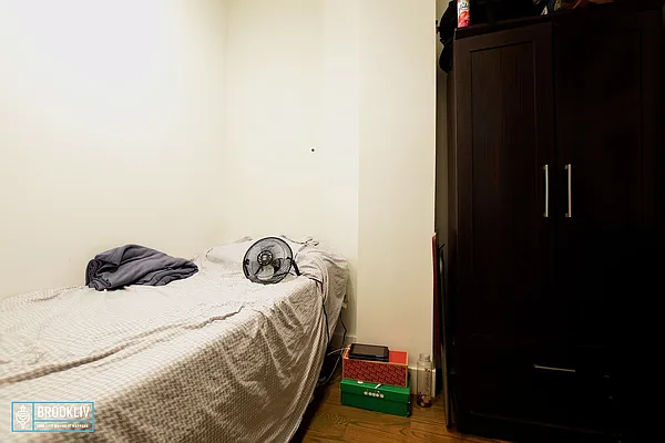 Rented by null | media 29