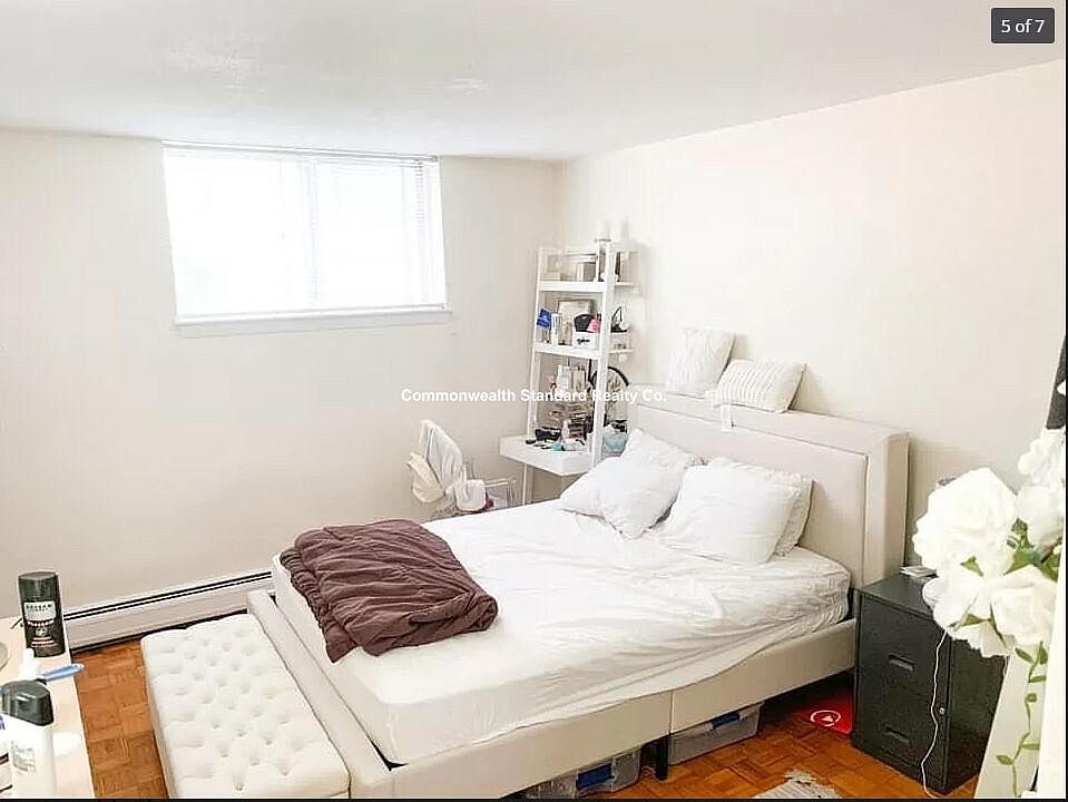 2nd image of 85 Sutherland Rd APT 21