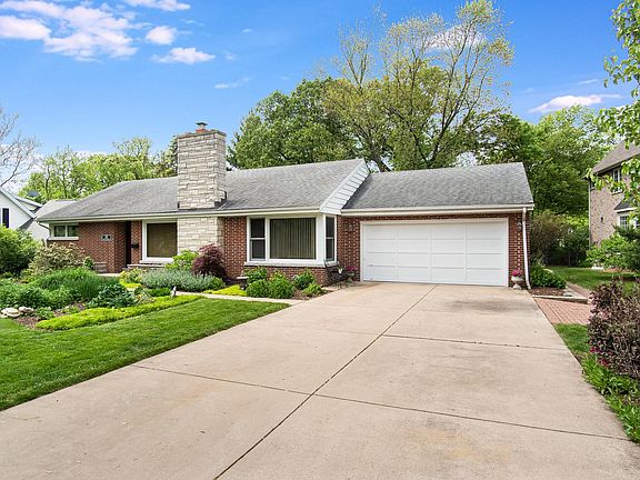 2nd image of 531 White Oak Dr