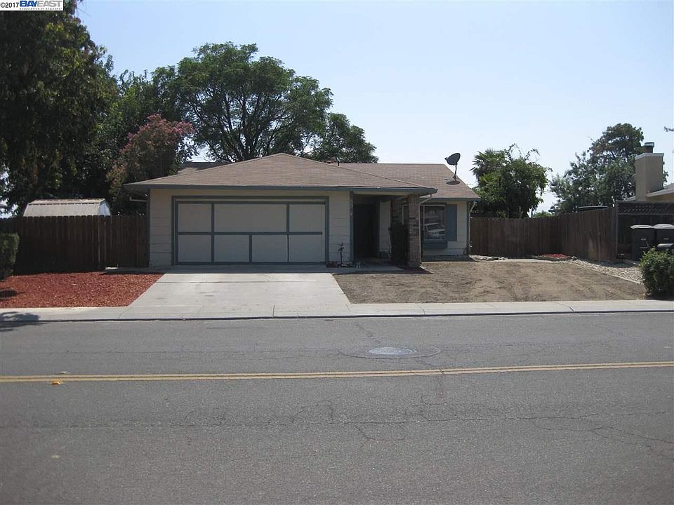 1st image of 80 Yosemite Dr