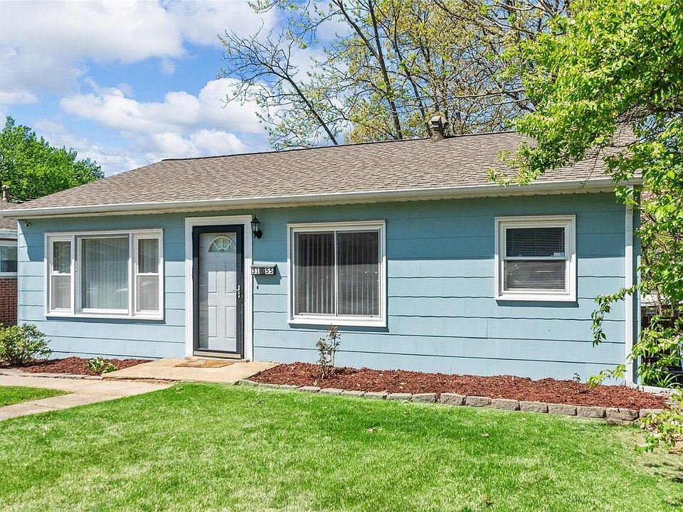 1st image of 3155 Sherman Dr