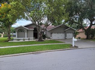 4348 Ridgemoor Dr N, Palm Harbor, FL 34685