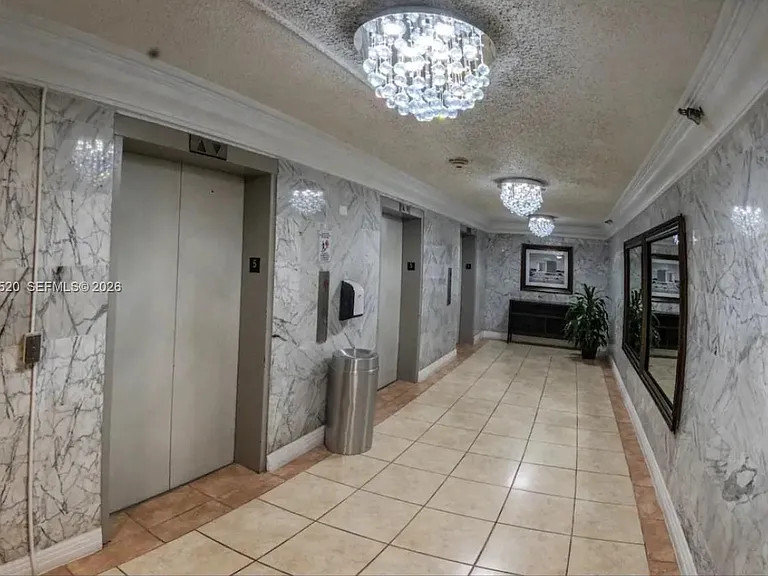 19201 Collins Ave #436 — Photo 8