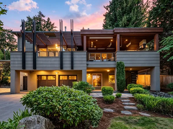 3225 W Mercer Way, Mercer Island, WA 98040