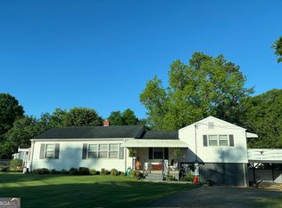 87 Youngs Mill Rd, Lagrange, GA 30241