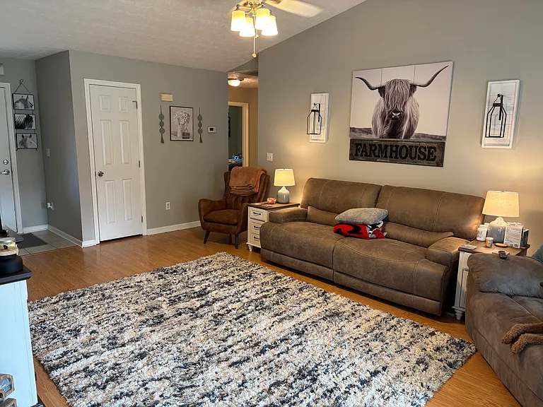4818 Katia Ln — Photo 30