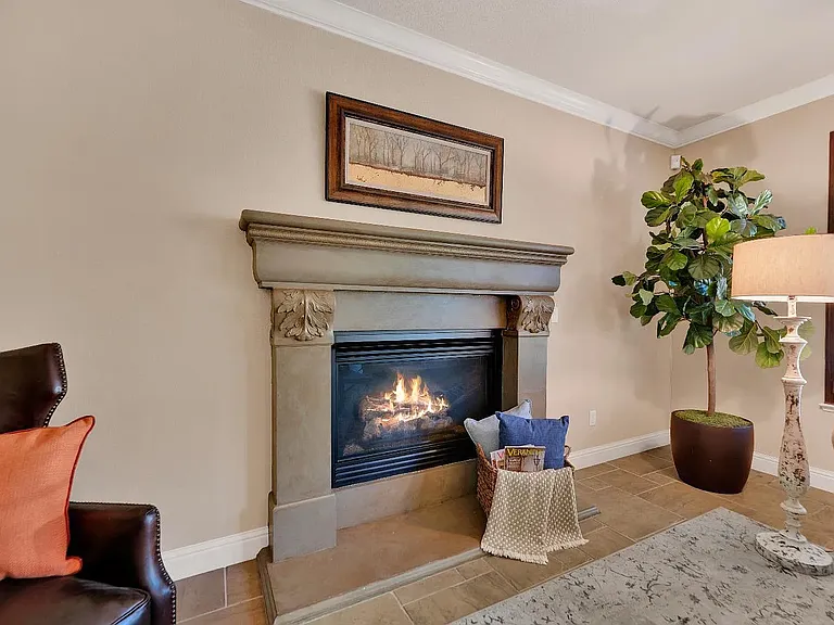 109 Palomares Ct — Photo 10