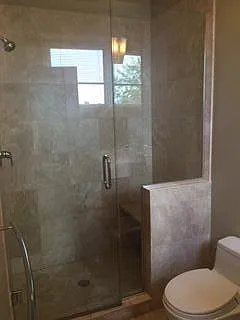 1150 N Hoyne Ave — Photo 15