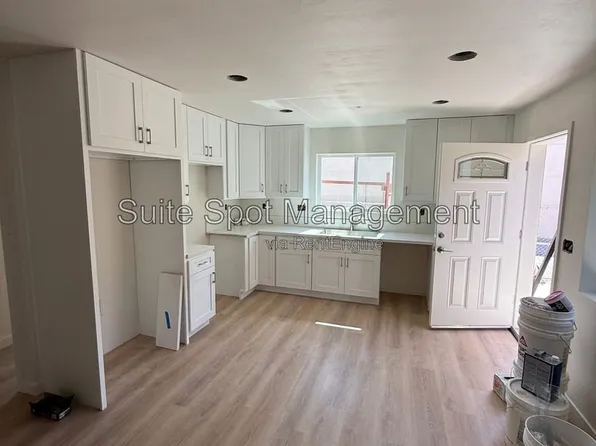 2206 Conquista Ave #A, Long Beach, CA 90815