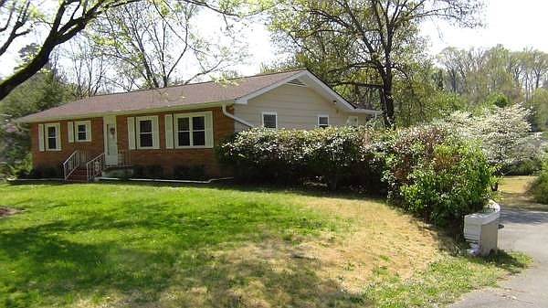 1st image of 2507 Avalon Cir