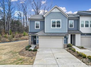 516 Madison Falls Ct, Fort Mill, SC 29708
