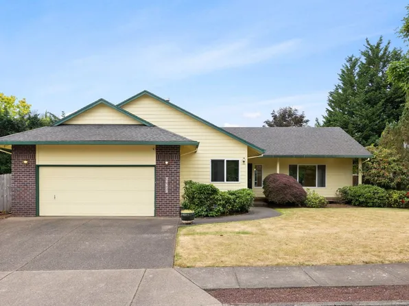 19623 Toni Ct, Oregon City, OR 97045