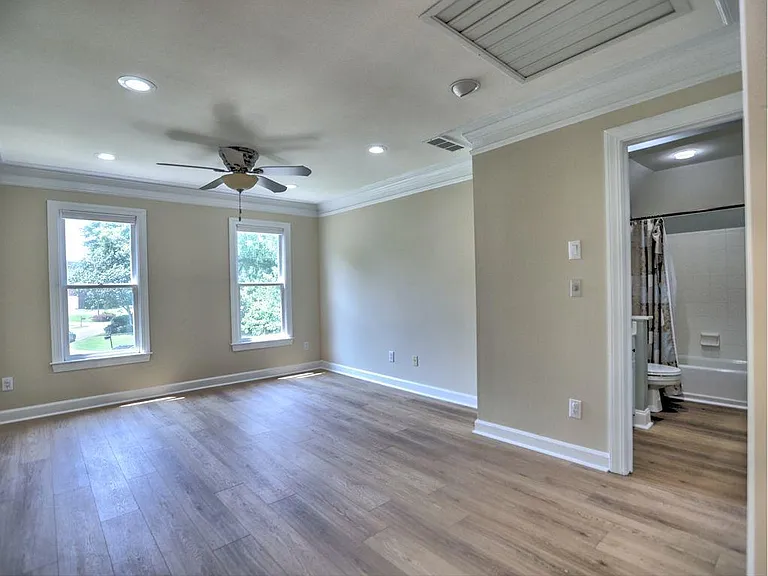 3237 Waldwick Way SE — Photo 21