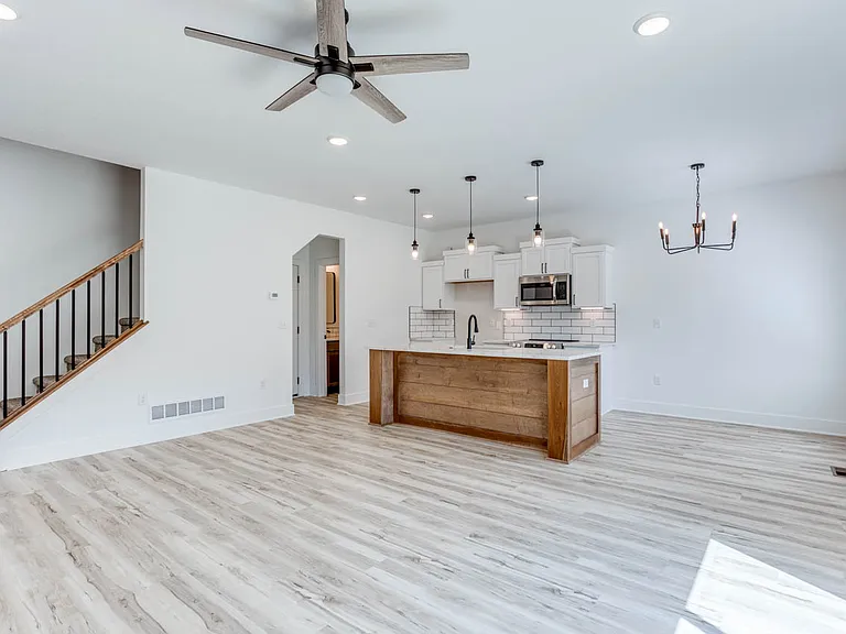 8541 W 37th St N #1 — Photo 5