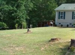 693 Kierbow Rd, Carrollton, GA 30117