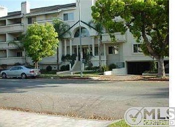 1st image of 400 W California Ave Unit 304