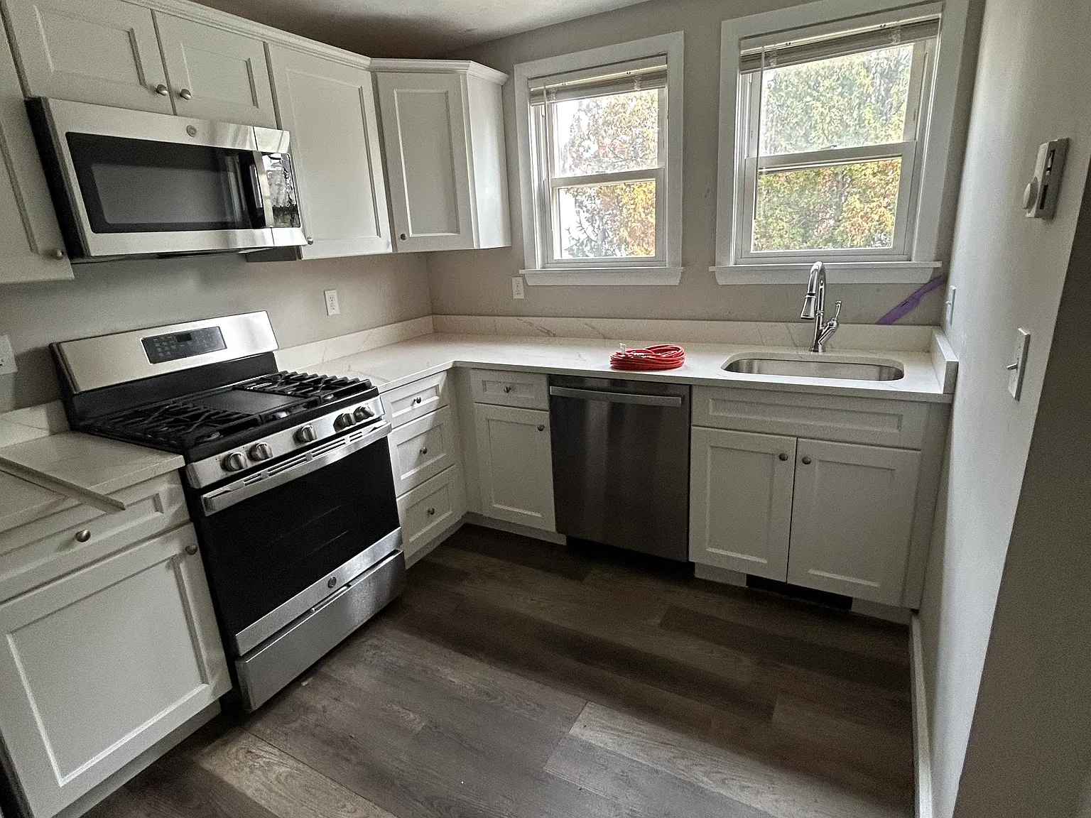 666 Metropolitan Ave — Photo 1