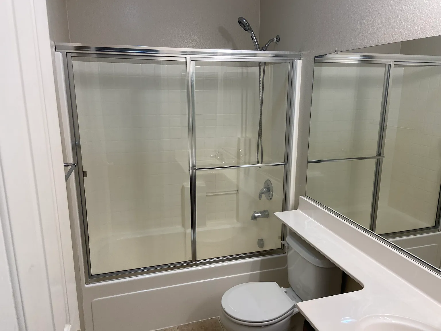 2303 Esplanade Cir — Photo 2