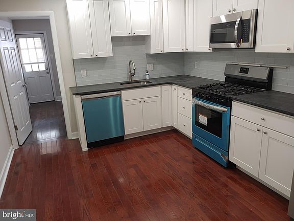 4th image of 1229 S 11th St #1