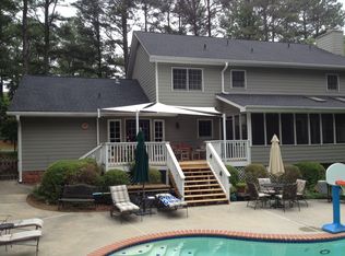 3055 Ascot Ln, Roswell, GA 30076
