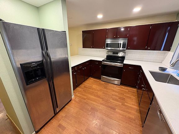 5th image of 1050 NE Butler Market Rd APT 2