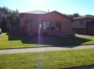 14517 Oakley St, Dixmoor, IL